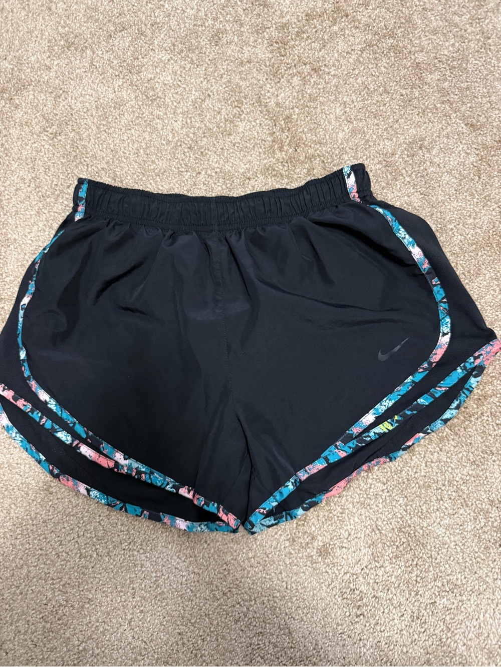 Nike Black Running Shorts with Floral Trim woman’s size M. C19